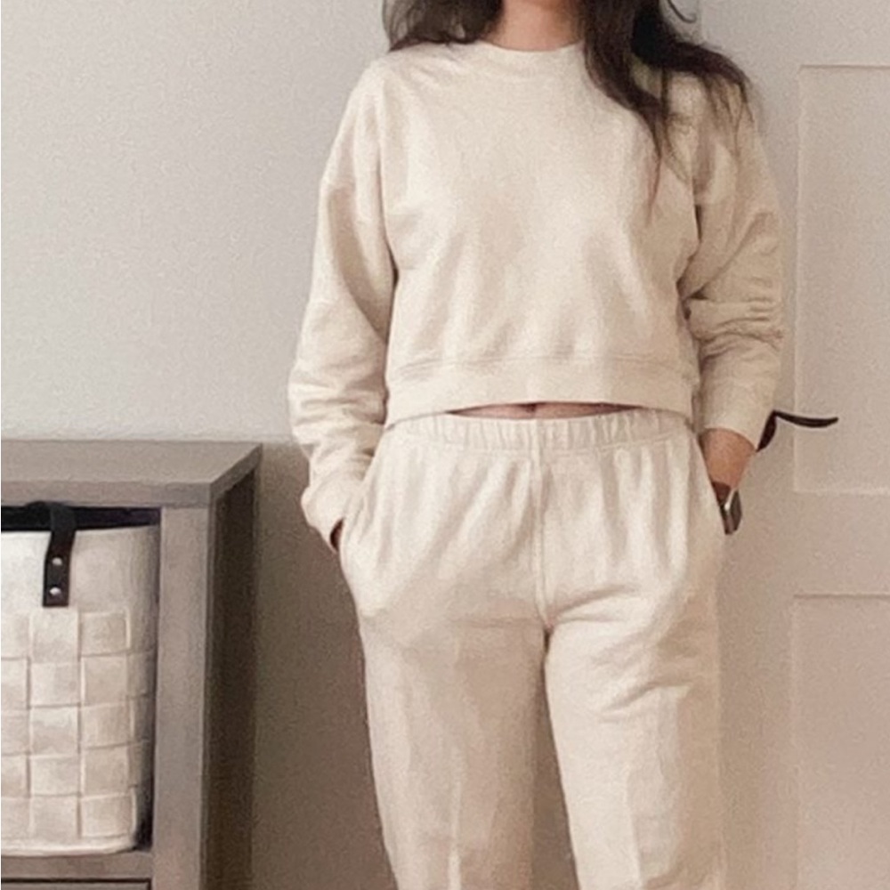 Mate the label cropped sweater in the color bone size small